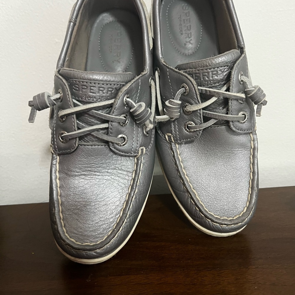 Sperry Woman’s Metallic Gray Boat Shoes